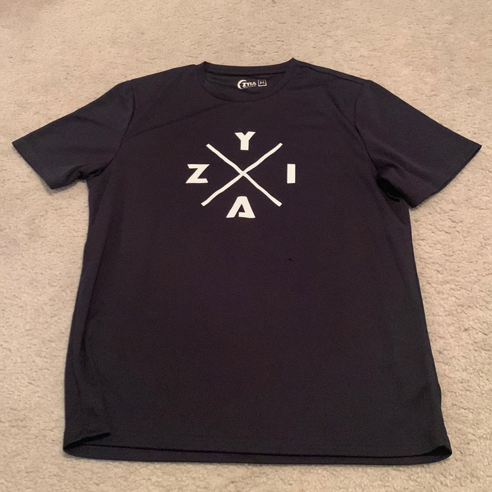 Men’s Zyia medium t T